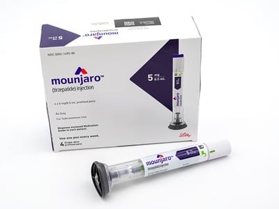 Mounjaro-Spritze, die man f&uuml;r Diabetes und um abzunehmen benutzt.